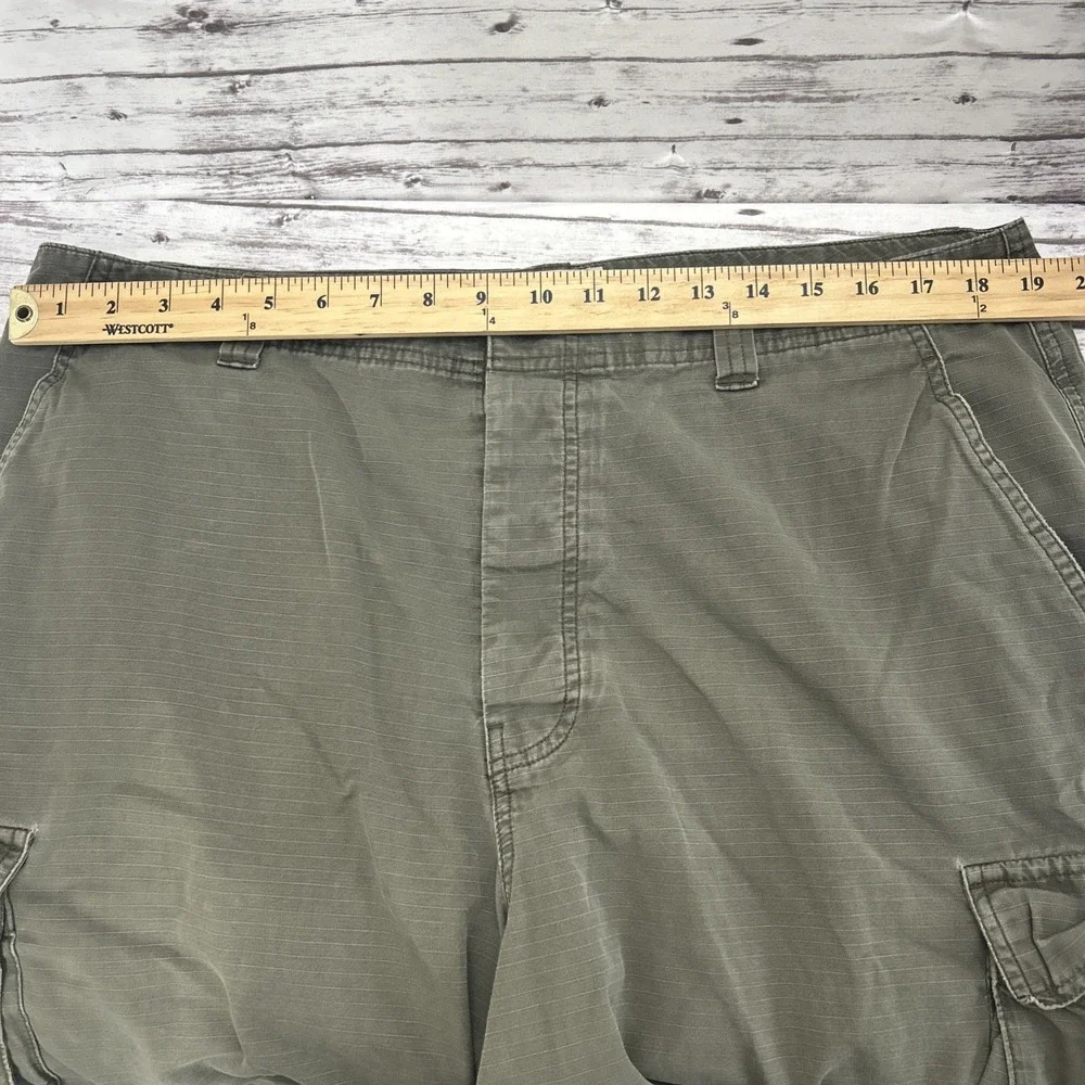 J. CREW Cargo Ripstop Shorts Distressed Military Green Button Fly Men 38 x 8